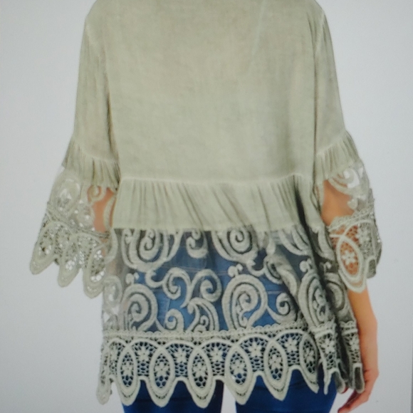 Scoop Neck Top - Picture 4 of 5